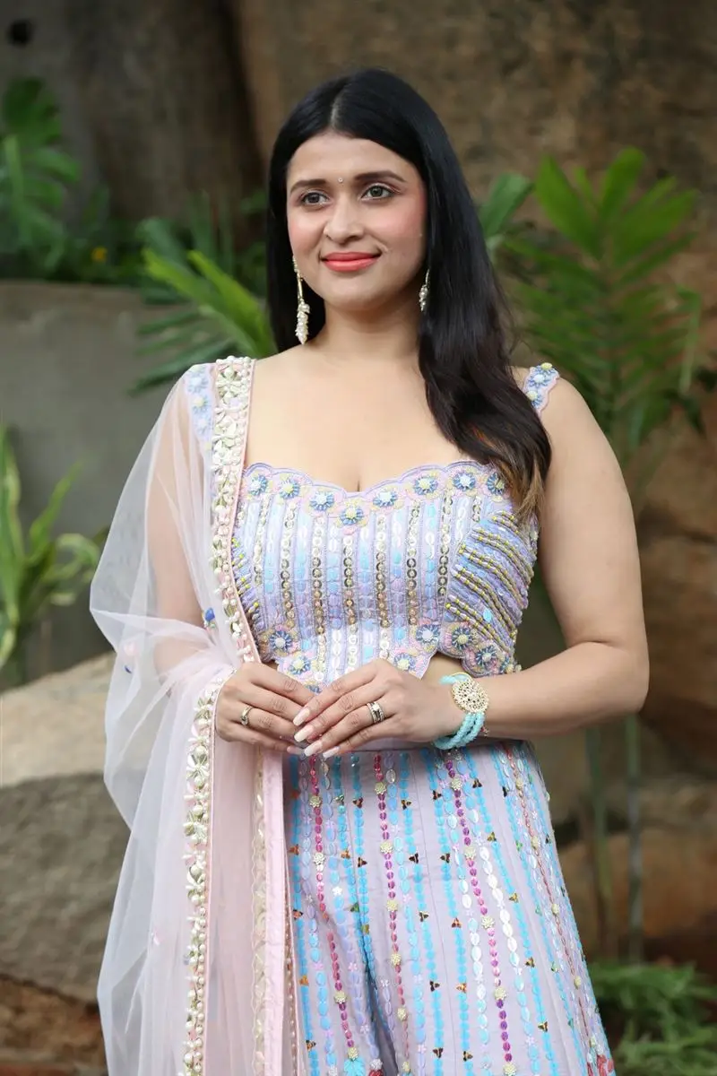 Mannara Chopra at  Tiragabadara Saami Movie Success Meet